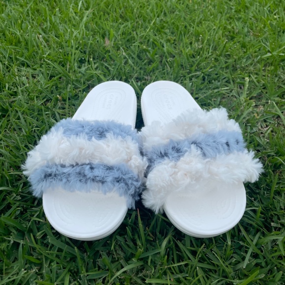 Custom Crocs - Picture 2 of 3